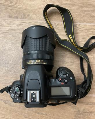Kit Nikon D7500 + Nikkor 18-140mm f/3.5-5.6G ED VR