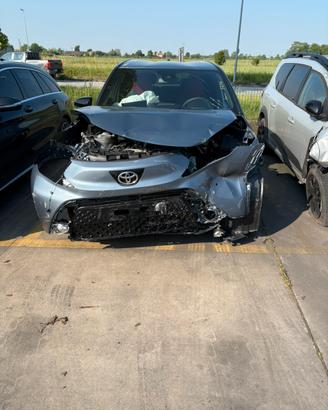 Toyota Aygo X del 2023 per ricambi