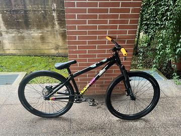 DIRT BIKE NS zircus 2023