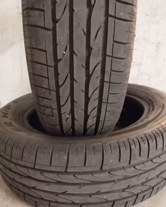 2 Pneumatici 215/60/17 96V