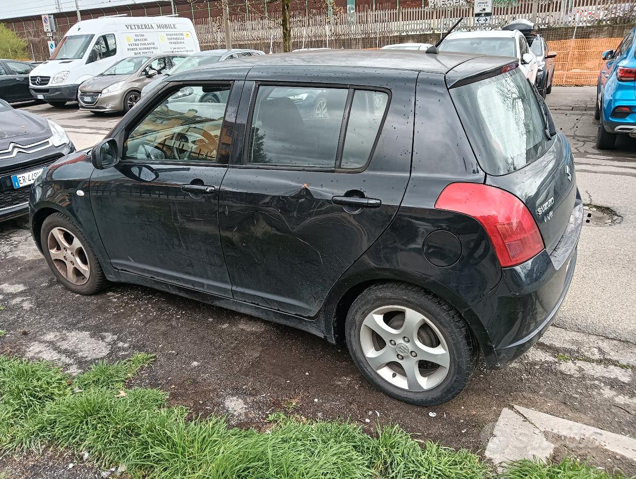 Suzuki Swift (2005-2010)