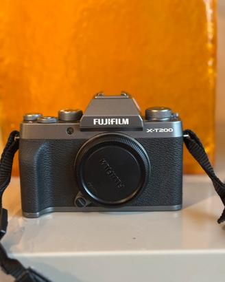 Fujifilm X-T200 - Solo Corpo (come nuova c)