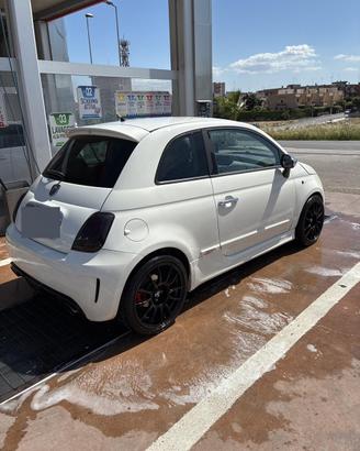 FIAT 500 1.3 Multijet 75 CV – Allestimento Abarth