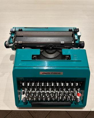 Macchina da scrivere "olivetti studio45"