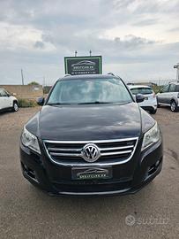 Volkswagen Tiguan 2.0 16V TDI DPF tiptronic Sport 