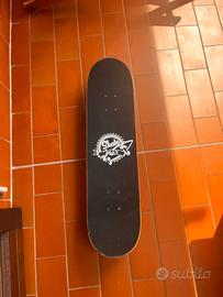 Skateboard / PREZZO TRATTABILE 