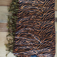 Sciarpa color ruggine e nera