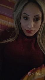 Commessa abbigliamento. Commessa bar