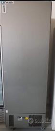 Frigo acciaio da cucina bar