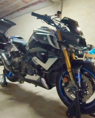 Yamaha MT10 SP AKRAPOVIC
