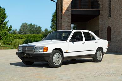Mercedes-benz 190 E - MER00343