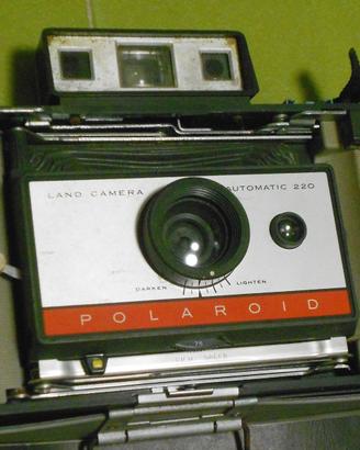 polaroid 220