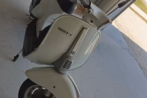 Vespa 50 special del 1977