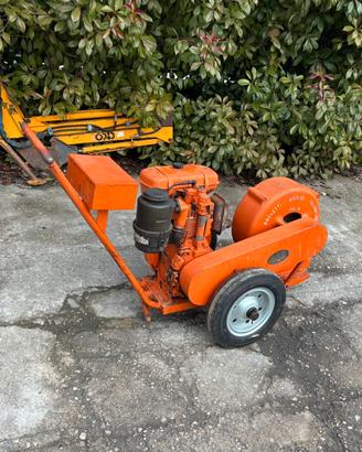 M173- MACCHINA SOFFIATRICE POTENTE DIESEL