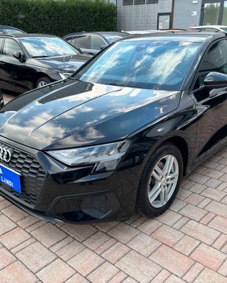 Audi A3 Sedan 30 TFSI S tronic Business Advanced