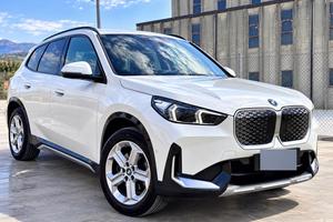 BMW iX1 eDrive20 Special Edition X-Line