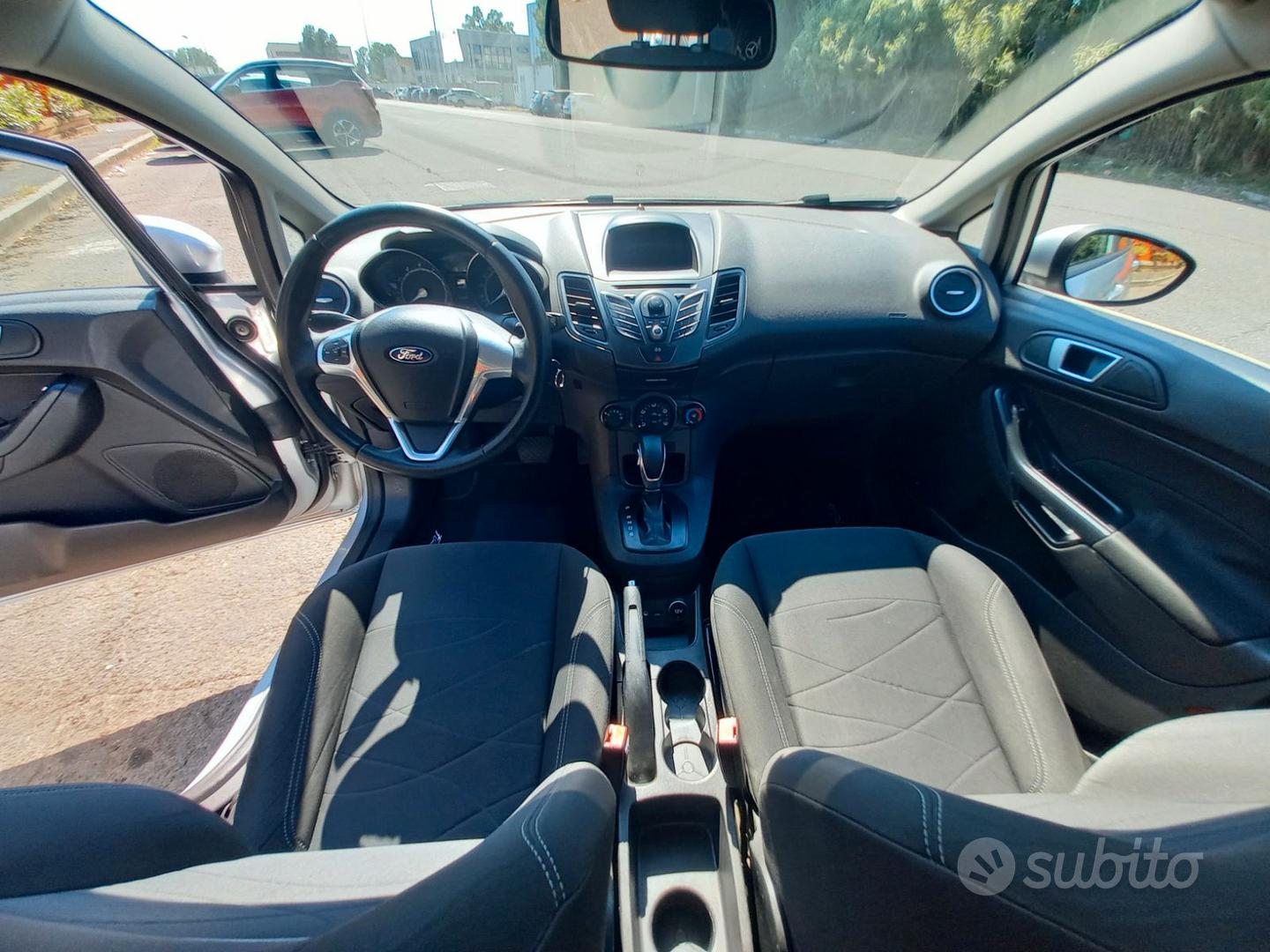 Ford Fiesta 2014 photo 5