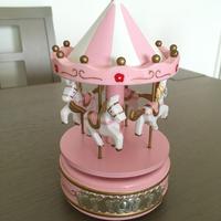 Carillon giostrina musicale in legno e argento