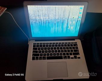 computer portatile apple mac air 13 pollici 