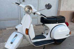 Vespa px 200 e arcobaleno