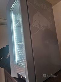 Frigo bar red bull