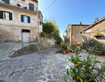 MONOLOCALE A LATERA