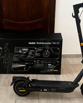 Monopattino Elettrico: Ninebot KickScooter MAX G2