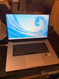 Pc portatile huawei amd Ryzen 5 ssd