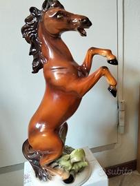 cavallo in ceramica 