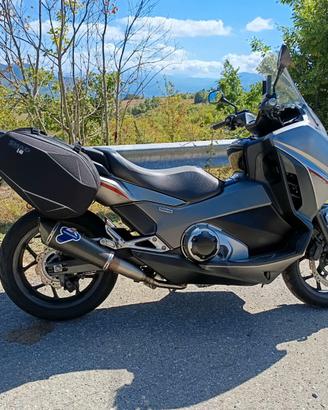 Honda Integra 750 sport 2016