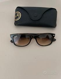Ray-Ban 2132