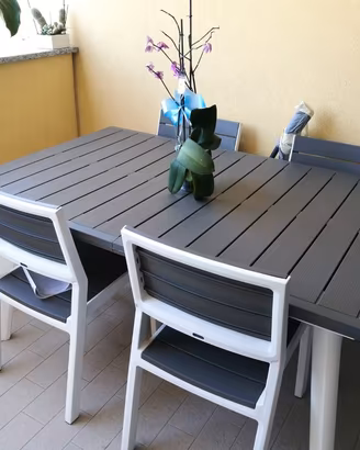 Harmony Keter tavolo allungabile e 4 sedie