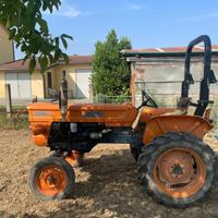 Trattore Fiat 250 2R