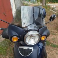 Scooter Aprilia Scarabeo 200