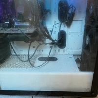 Pc fisso gaming con monitor samsung