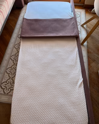 Letto con rete in doghe di legno + materasso