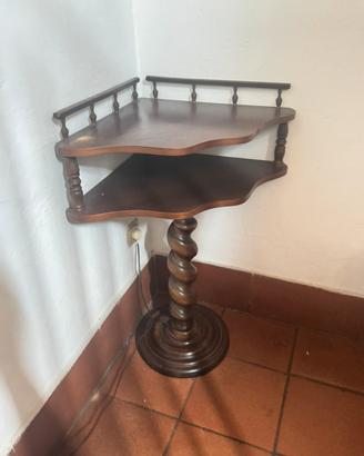 Tavolino da angolo del 1900