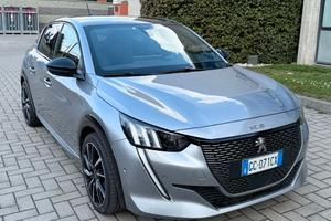 Peugeot 208 EAT8 101CV