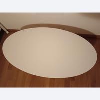 Tavolo in legno laccato bianco 