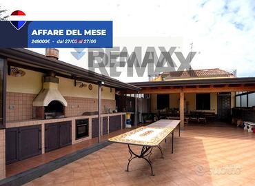 Villa o villino - Aci Sant'Antonio