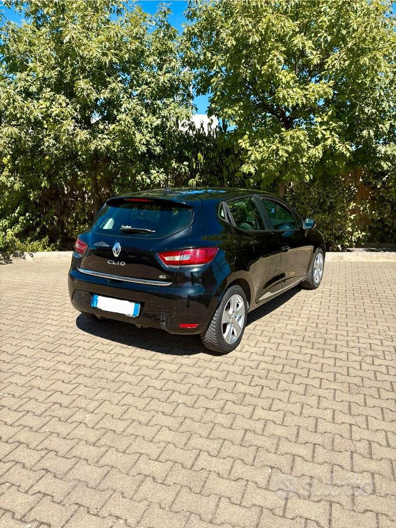Renault Clio 2013 photo 2