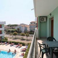 Bilocale fronte piscina