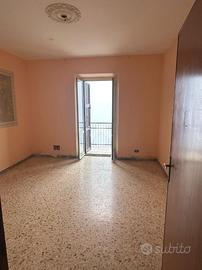 3 LOCALI A BELLEGRA