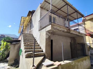 CASA INDIPENDENTE A SANTA MARIA A VICO