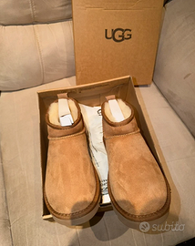 Stivali UGG Mini da donna  EU 37