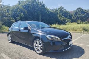 MERCEDES BENZ Classe A 180 automatica 110cv
