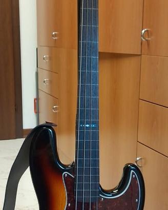 FRETLESS Squier Fender Jazz Bass
