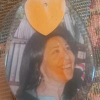 Creo ciondoli per collane con le vostre foto 