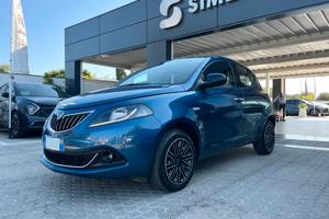 Lancia Ypsilon 1.0 FireFly 5 porte S&S Hybrid Gold