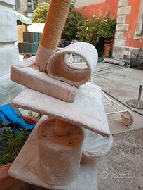 Tiragraffi per gatti molto bello ma da restaurare